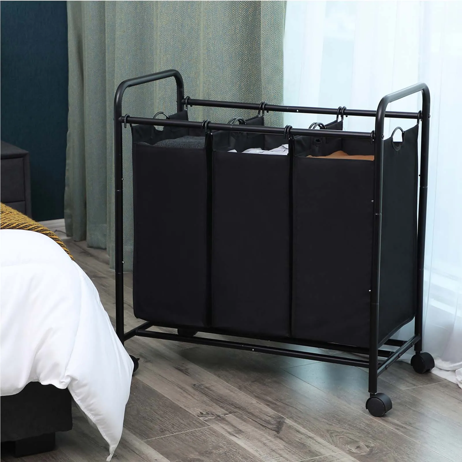 Skalbinių krepšys su 3 nuimamomis dalimis 4 ratukais Removable Bags Laundry Cart LSFB