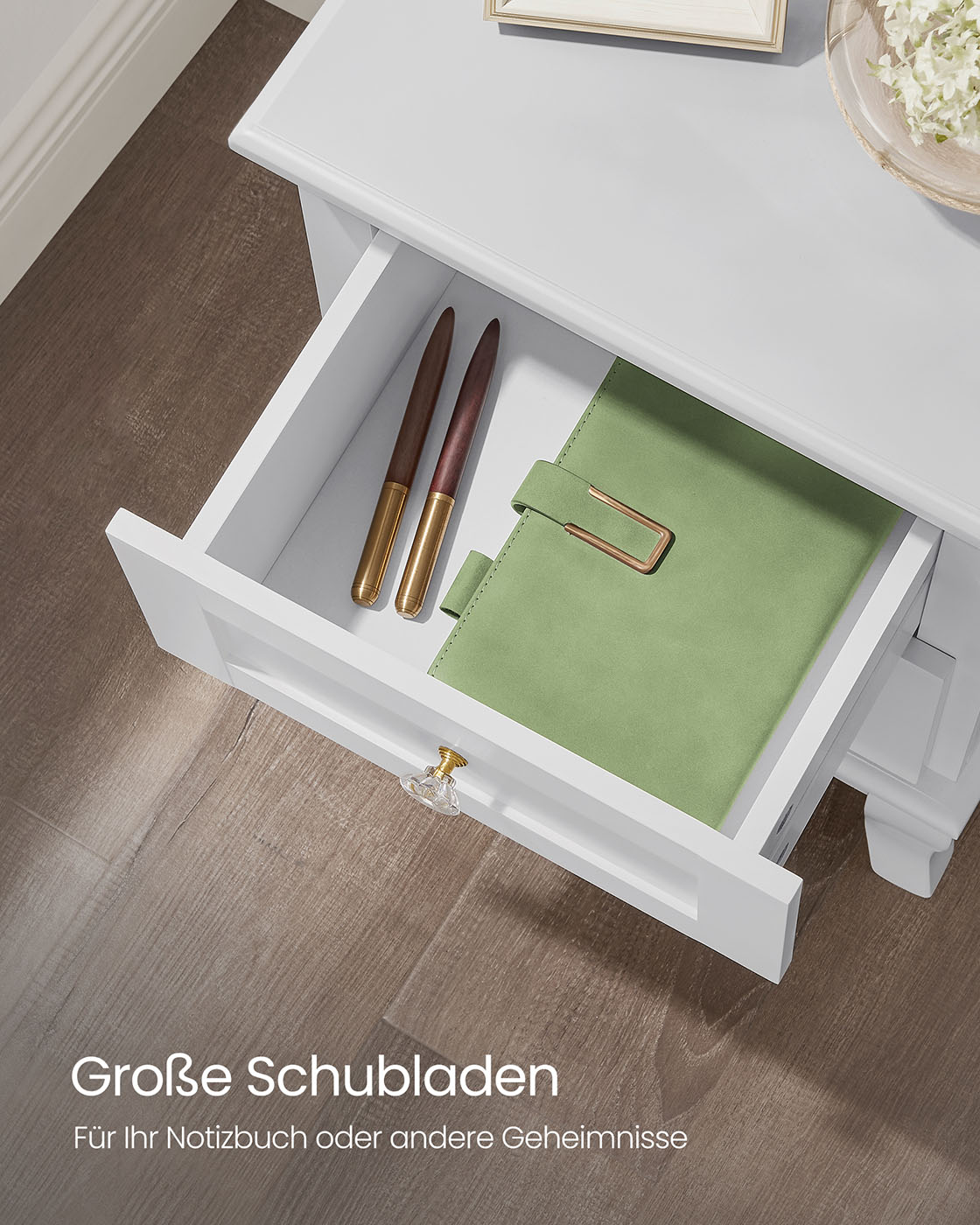 Romantiški balti naktiniai staliukai, 2 vnt. komplektas, baroko stiliaus 4 Romantiški balti naktiniai staliukai, 2 vnt. komplektas, baroko stiliaus 4