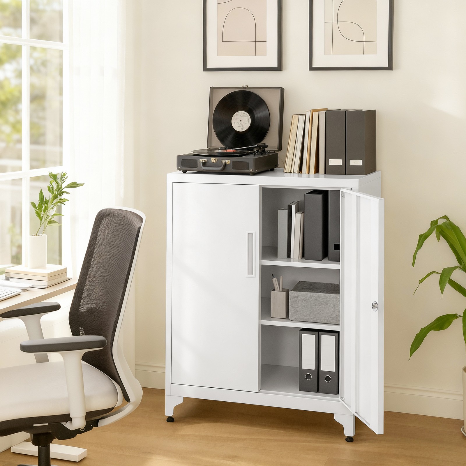 Plieninė pastatoma spintelė su užraktu, balta, 80 x 100 cm 5 Plieninė pastatoma spintelė su užraktu, balta, 80 x 100 cm 5