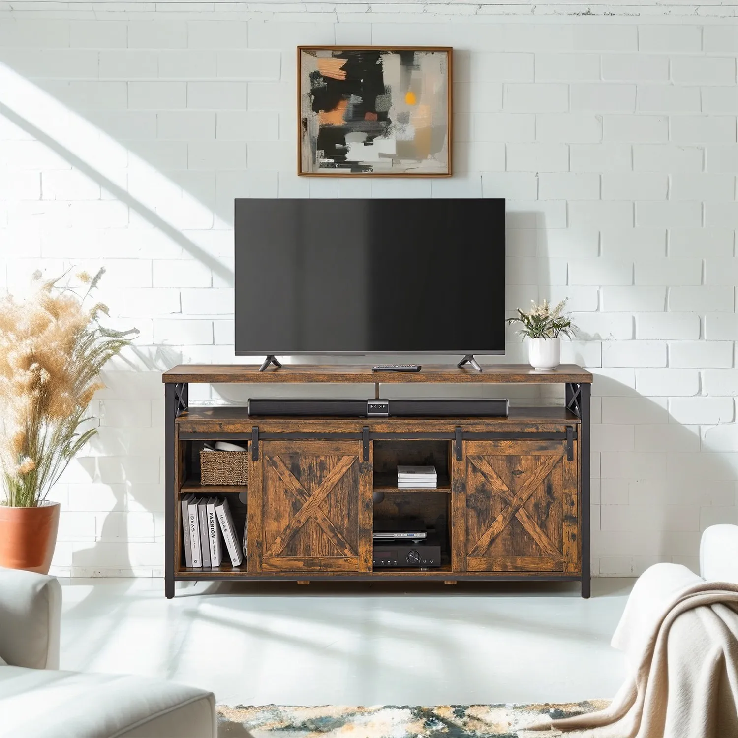 TV spintelė su 2 stumdomom durelėmis ruda-juoda 147cm TV spintelė su 2 stumdomom durelėmis ruda-juoda 147cm Akcija